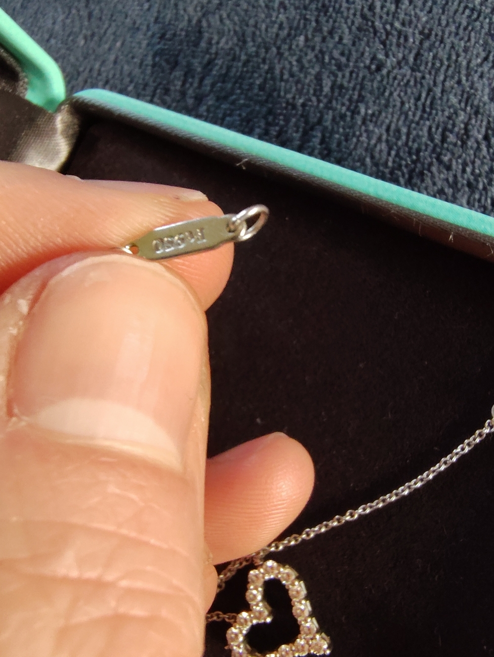*TRADED*Tiffany & Co. Platinum And Diamond Heart Pendant Necklace - Picture 5 of 9
